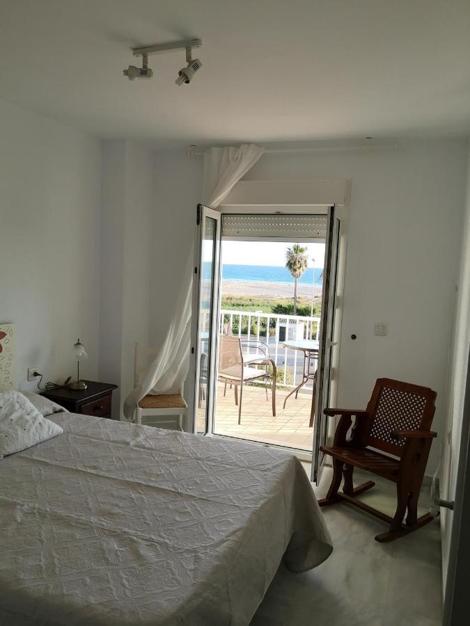קוניל דה לה פרונטרה Apartamento Dos Faros מראה חיצוני תמונה